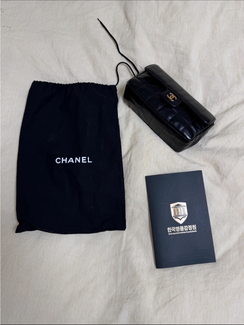 Chanel Vintage Black Lambskin Chain Shoulder Crossbody Bag - Picture 9 of 9